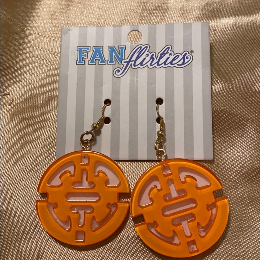 Fan Flirties earrings